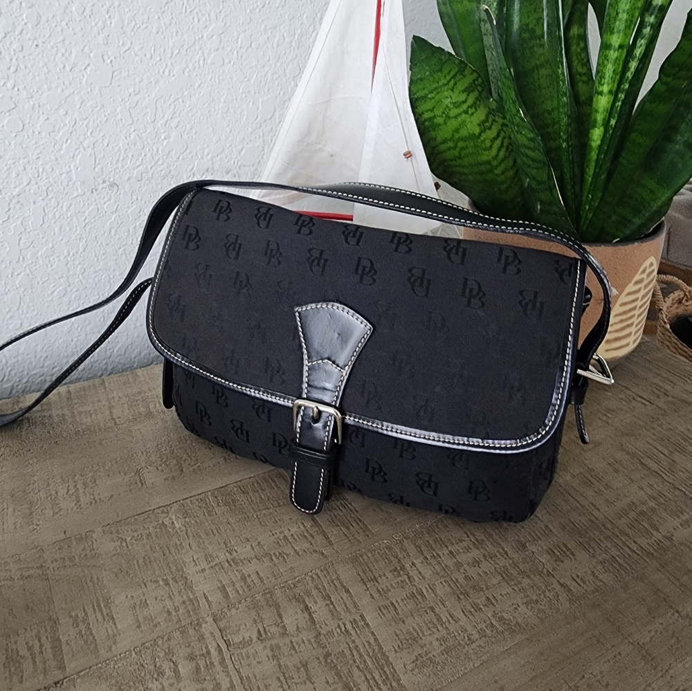 Dooney and Bourke handbag
